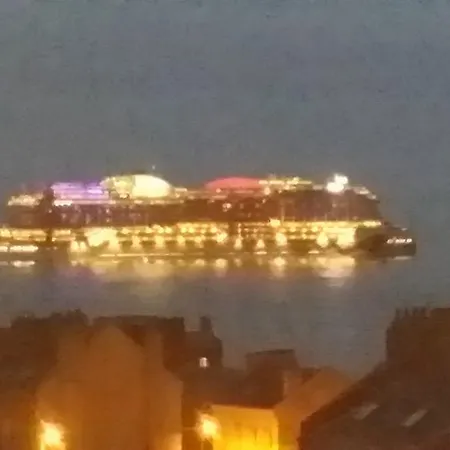La Mer En Ville *
